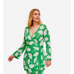DIANE VON FURSTENBERG Target Green White Leaf Print Wrap Cardigan Sweater Small